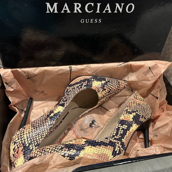 Marciano by Guess Genuine Snake Leather Pumps – Size 7(EU 37) - Picture 10 of 10